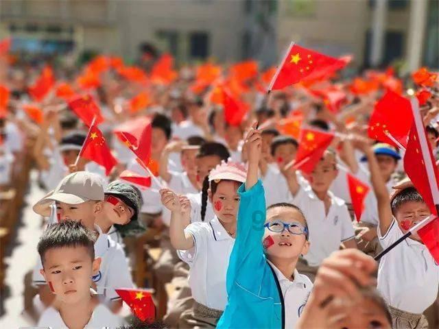 失去“椰子鞋”的阿迪达斯雪上加霜，对中国市场的销售是否有影响？游戏画面